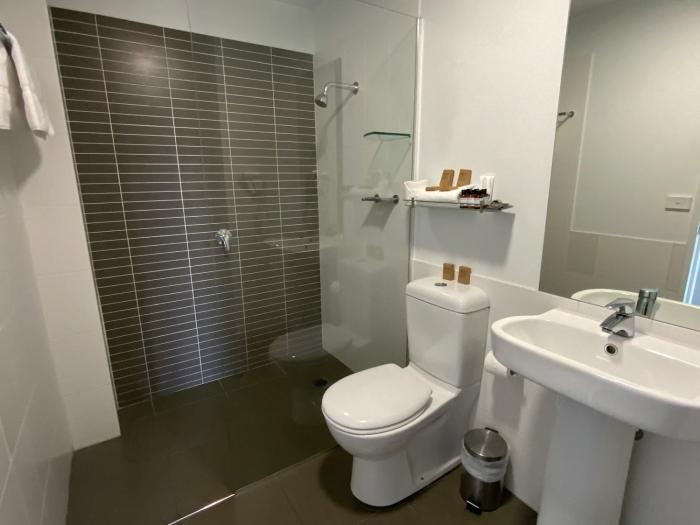 honeysuckle executive apartments
