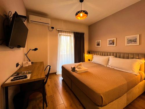 tirana