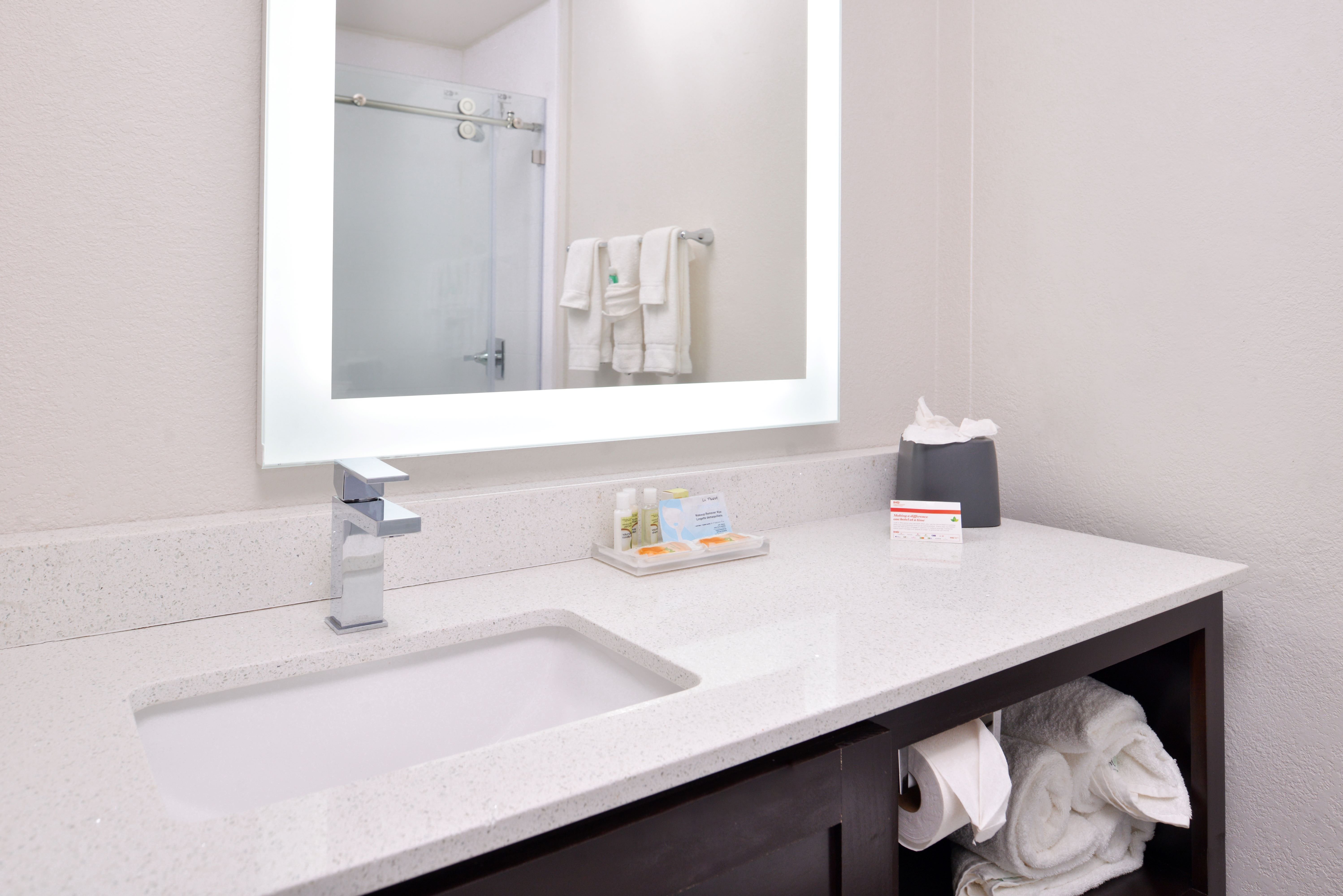 holiday inn and suites dallas addison by ihg
