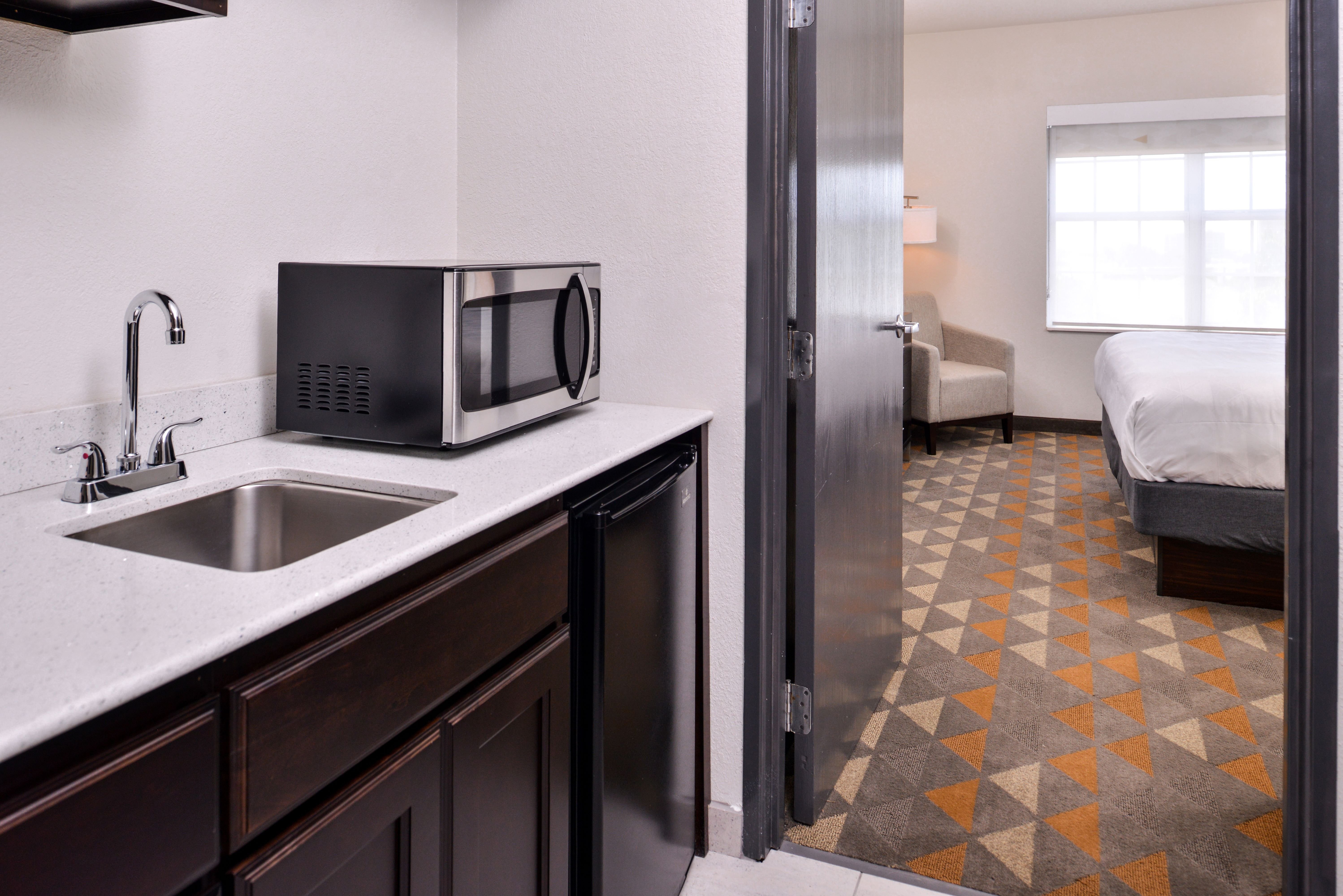 holiday inn and suites dallas addison by ihg