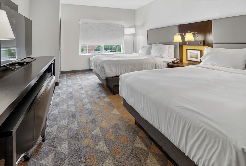holiday inn and suites dallas addison by ihg