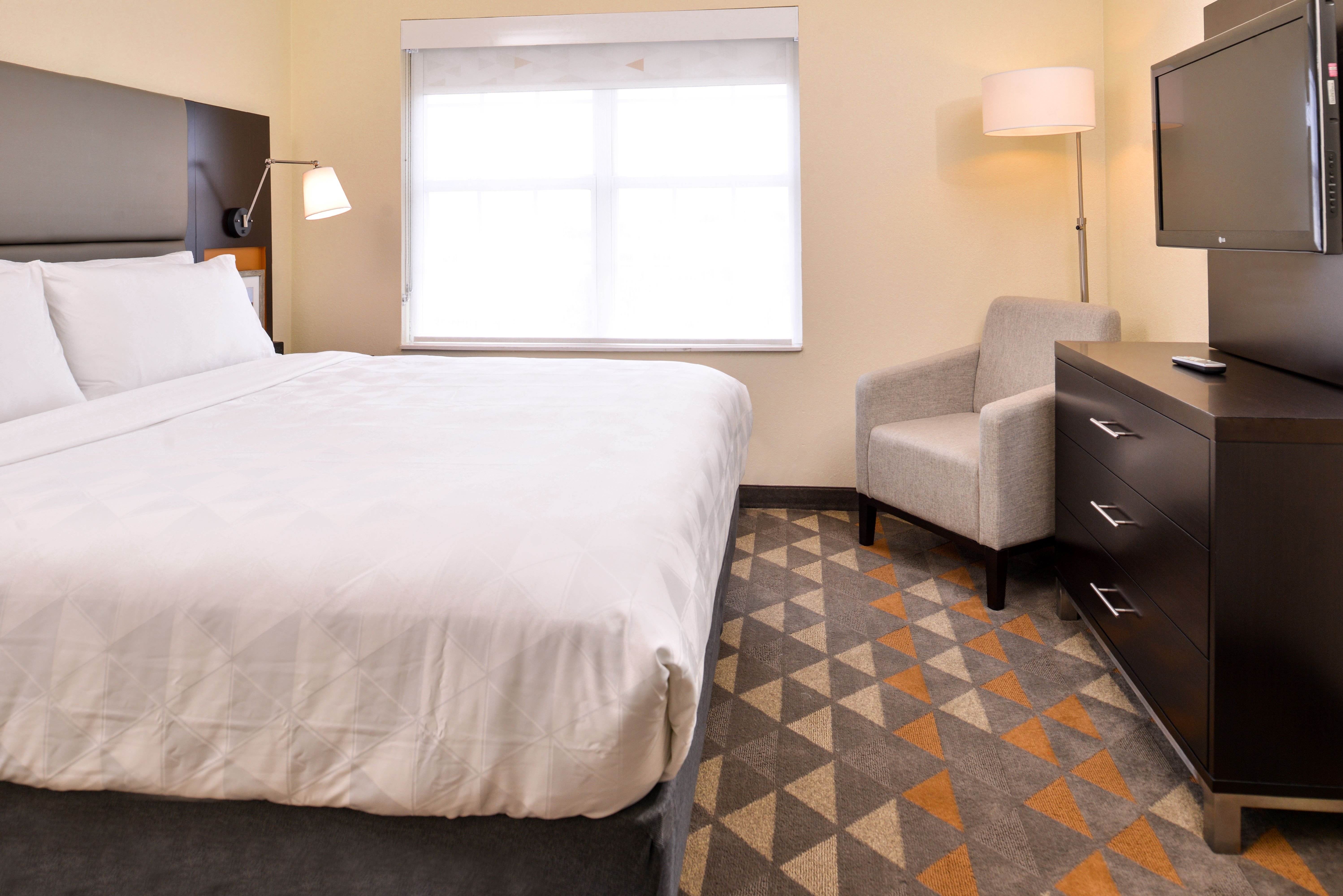 holiday inn and suites dallas addison by ihg