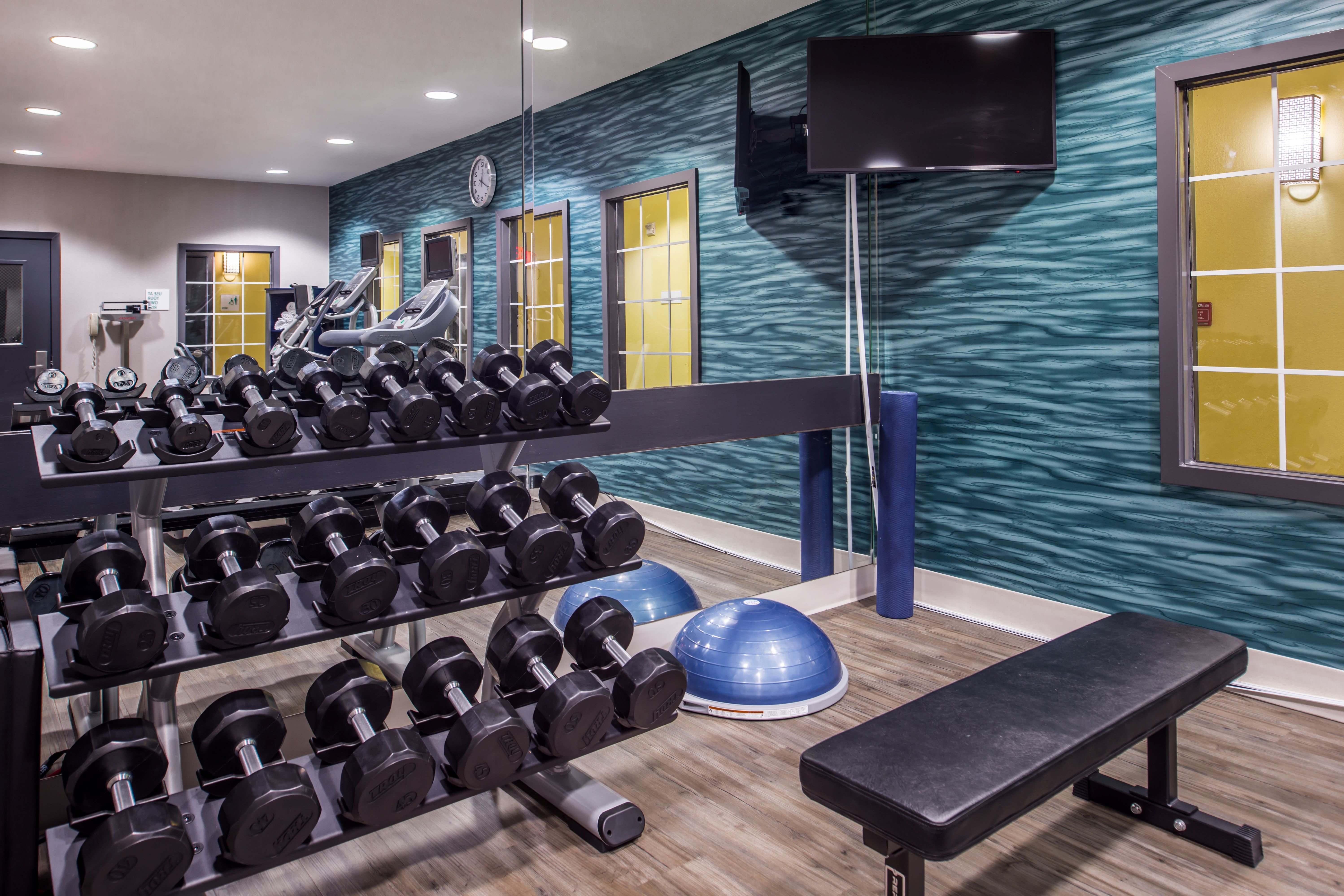 holiday inn and suites dallas addison by ihg