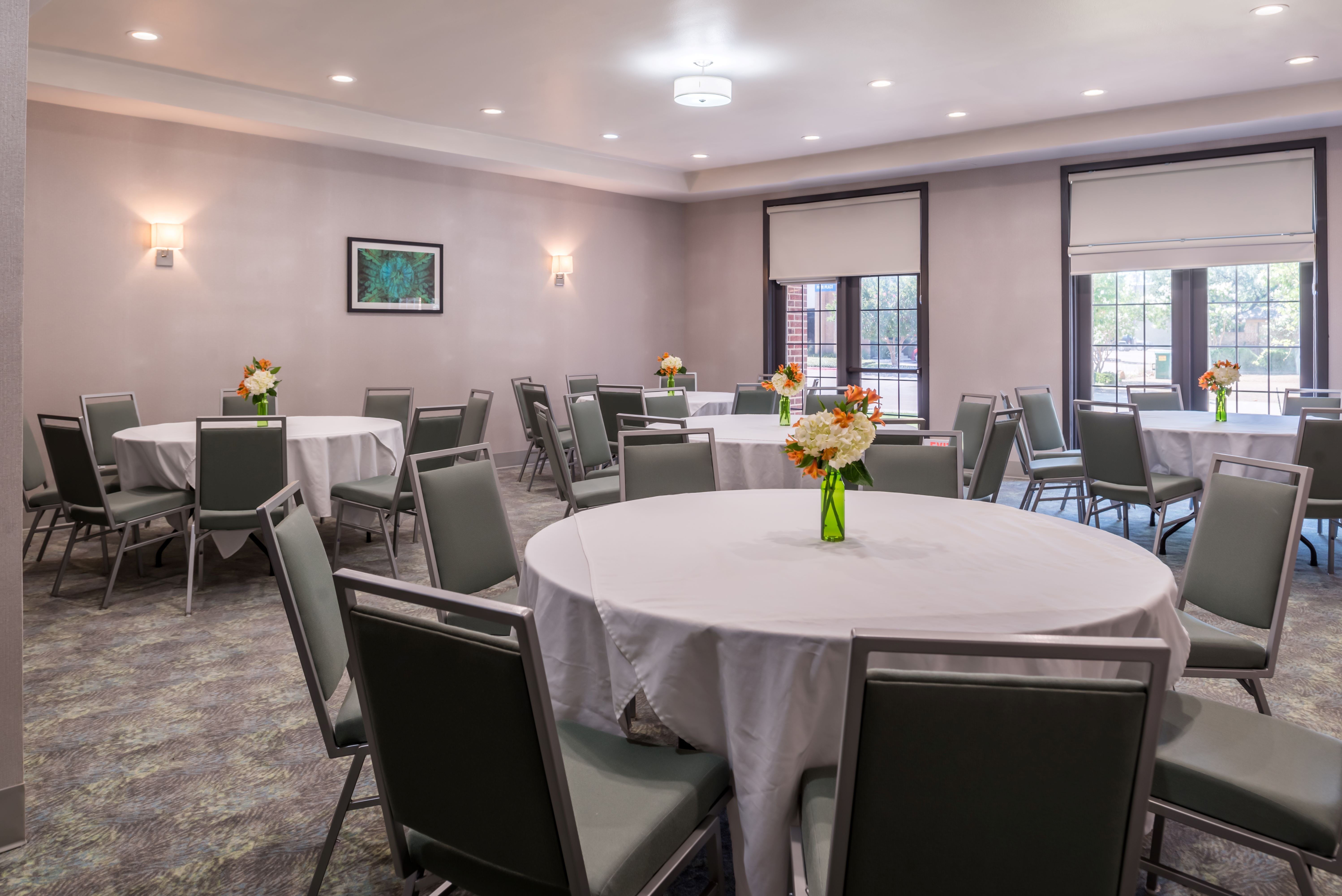 holiday inn and suites dallas addison by ihg