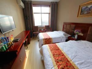 shell dingxi railway station hotel