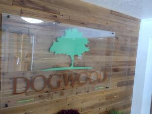 dogwood inn and suites