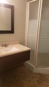 dogwood inn and suites