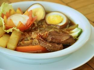 pose in solo by wstay