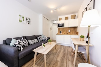 apartamentos toboso plaza