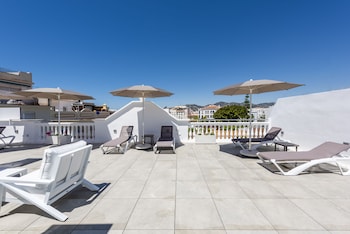 apartamentos toboso plaza