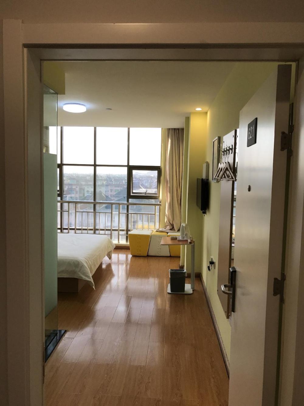7 days inn hangzhou xiaoshan airport west gate