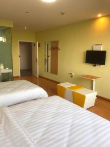 7 days inn hangzhou xiaoshan airport west gate