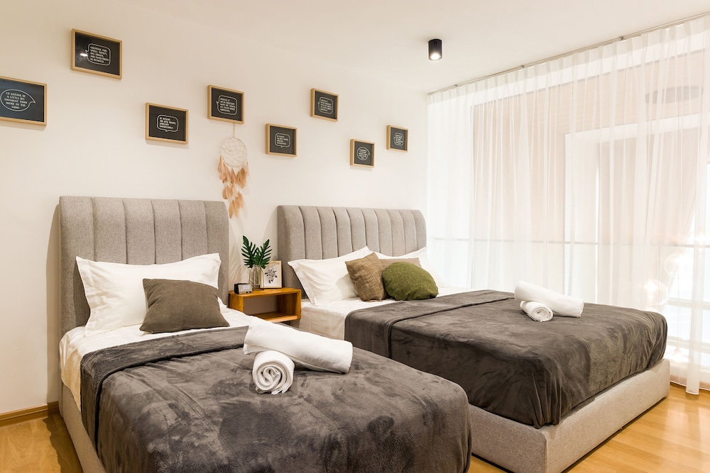 ekocheras suite