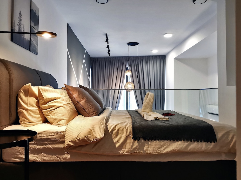 ekocheras suite