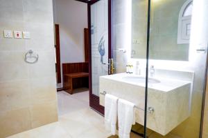meral oasis resort for hotel villas