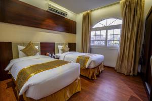 meral oasis resort for hotel villas