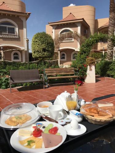 meral oasis resort for hotel villas