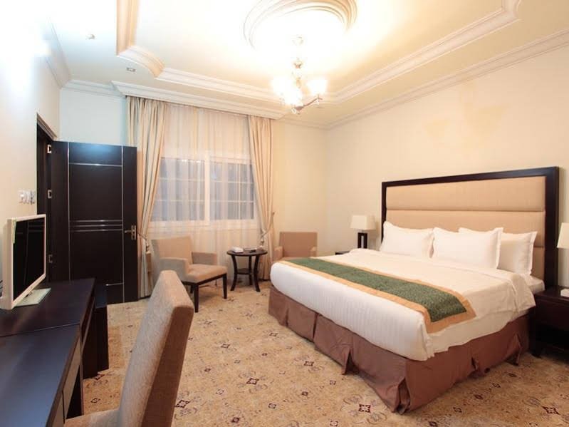 meral oasis resort for hotel villas