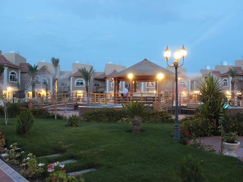 meral oasis resort for hotel villas
