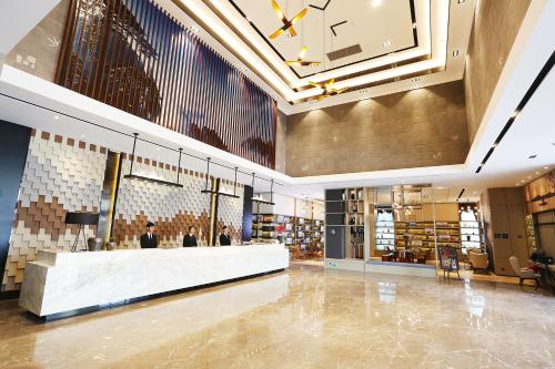 atour hotel hangzhou jinshahu