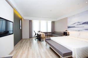 atour hotel hangzhou jinshahu