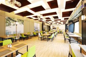 atour hotel hangzhou jinshahu