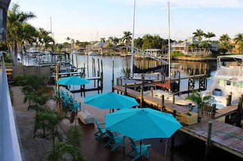 latitude 26 waterfront boutique resort fort myers beach
