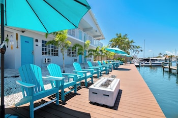 latitude 26 waterfront boutique resort fort myers beach