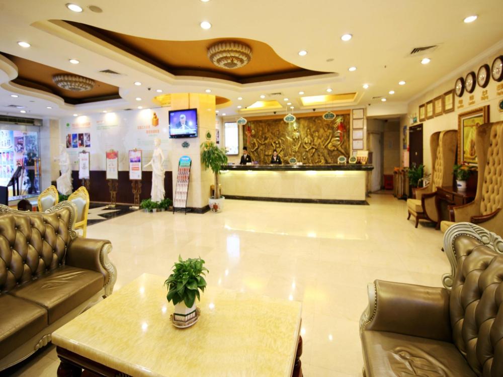 vienna hotel nanning train station