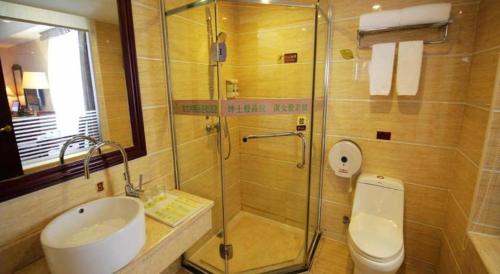 vienna hotel nanning train station