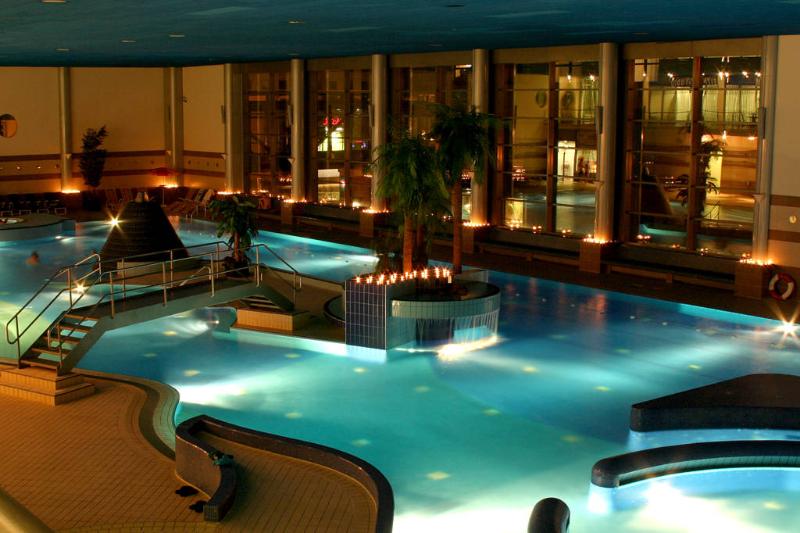 City Hotel Am Ccs,Suhl>>Erfurt,4 star