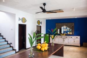 parangi weligama bay