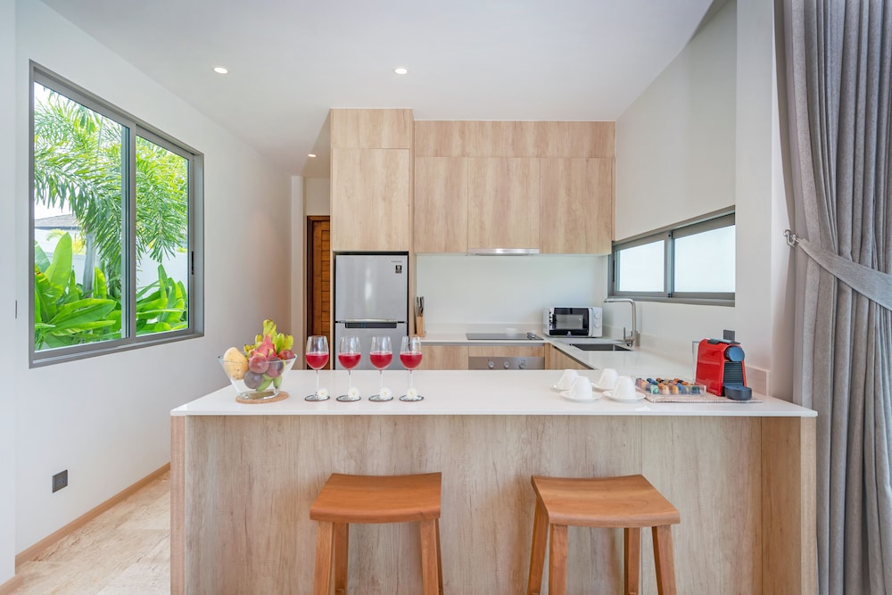 escape villas at shambhala grand