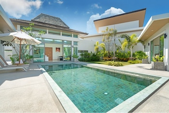 escape villas at shambhala grand