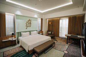 luwansa hotel and convention center manado