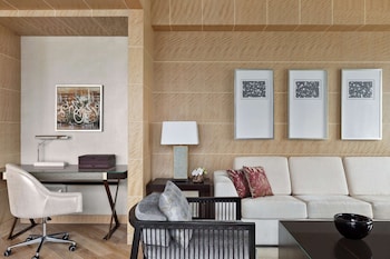 shangri la the fort manila