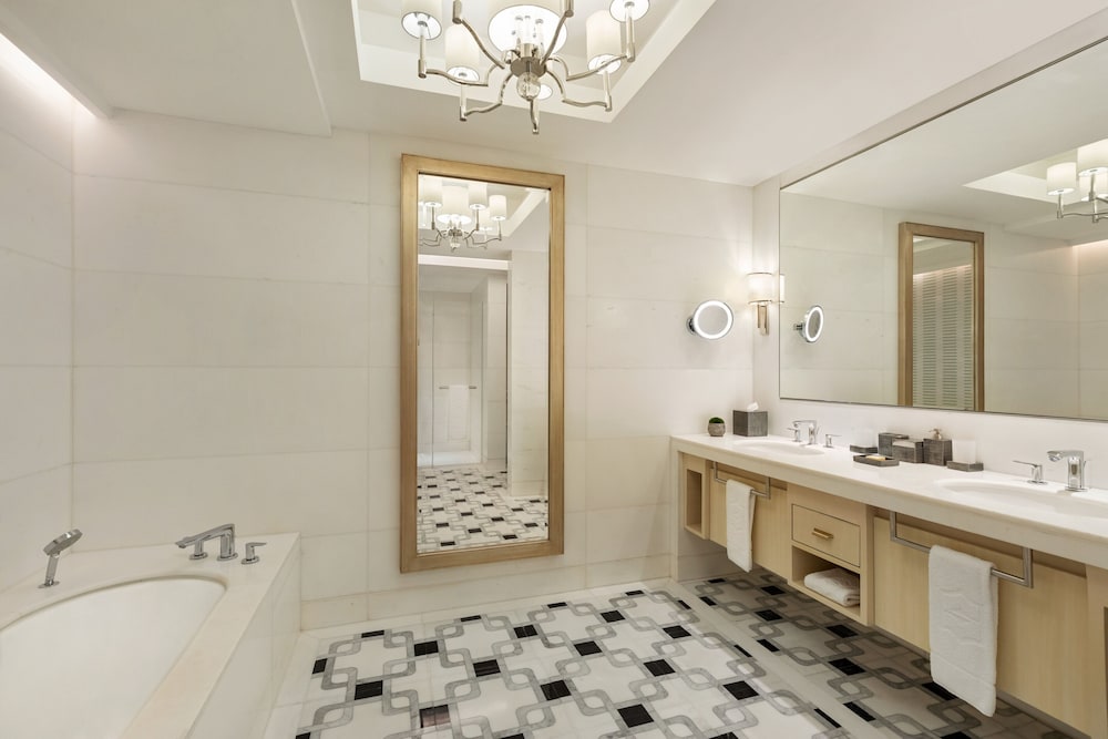 shangri la the fort manila