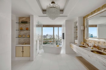 shangri la the fort manila