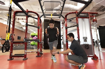 shangri la the fort manila