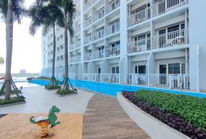 breeze residence
