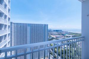 breeze residence