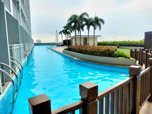 breeze residence