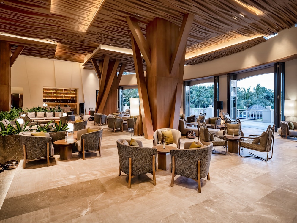 Holiday Inn Resort Sanya Bay By Ihg,Lingshui>>Haikou,4 star