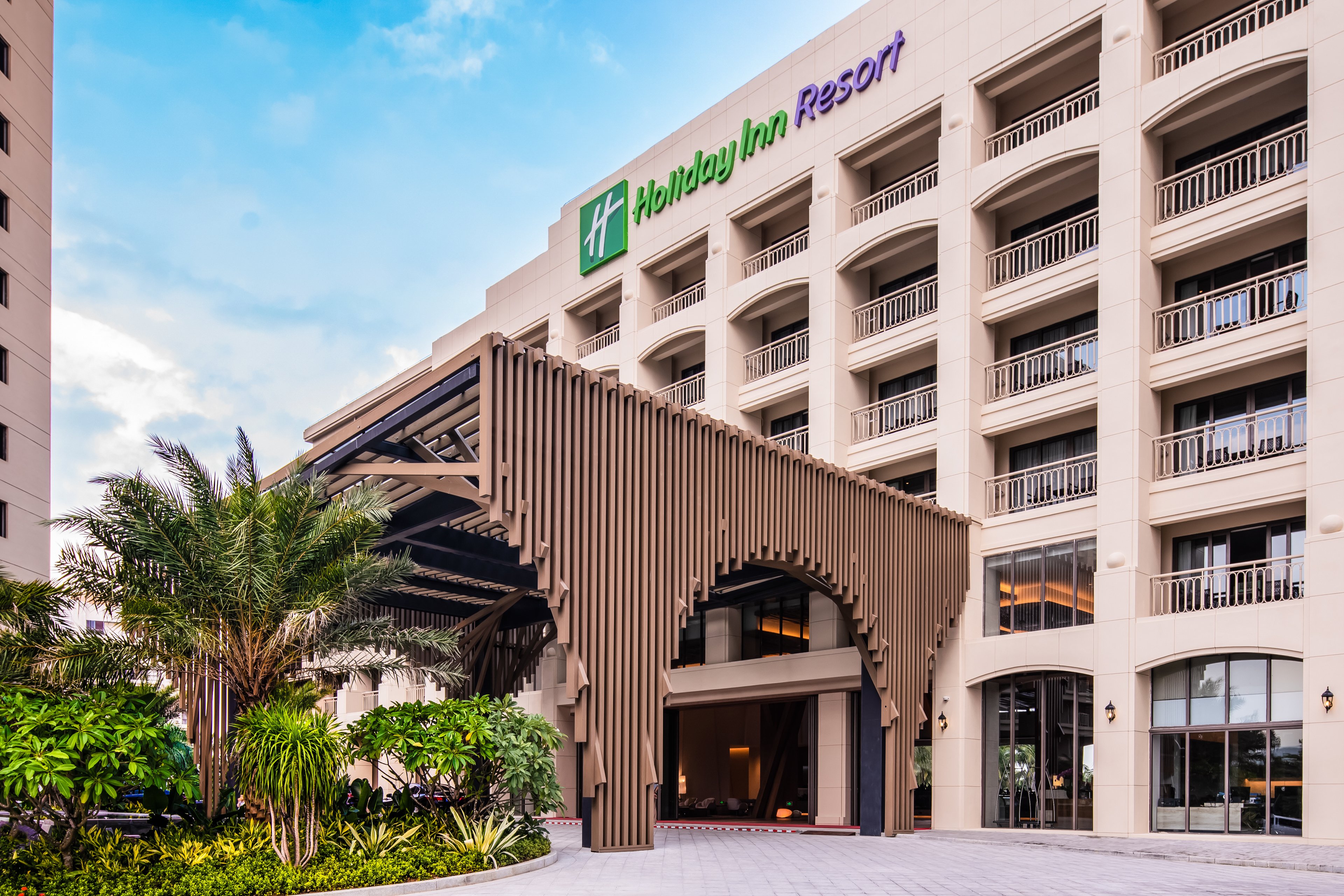 holiday inn resort sanya bay by ihg