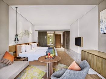 Holiday Inn Resort Sanya Bay By Ihg,Lingshui>>Haikou,4 star