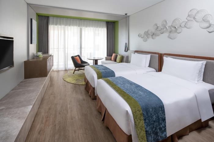 holiday inn resort sanya bay by ihg
