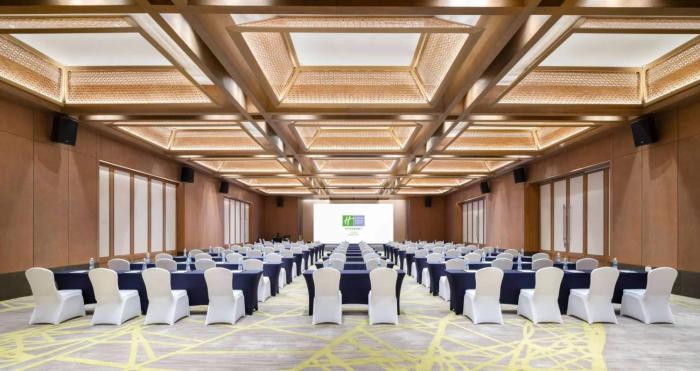 holiday inn resort sanya bay by ihg
