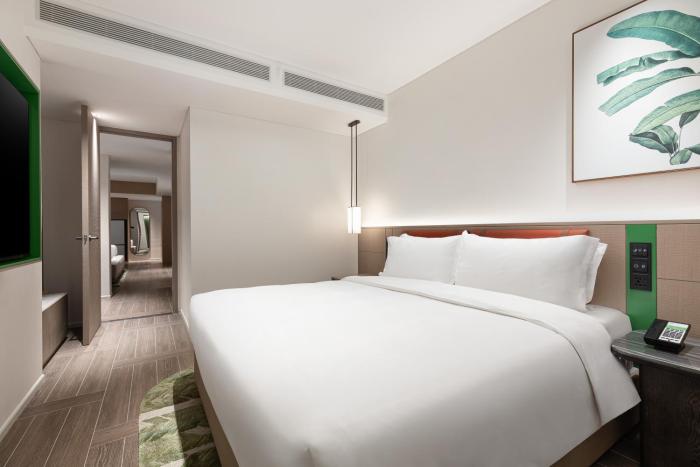 holiday inn resort sanya bay by ihg