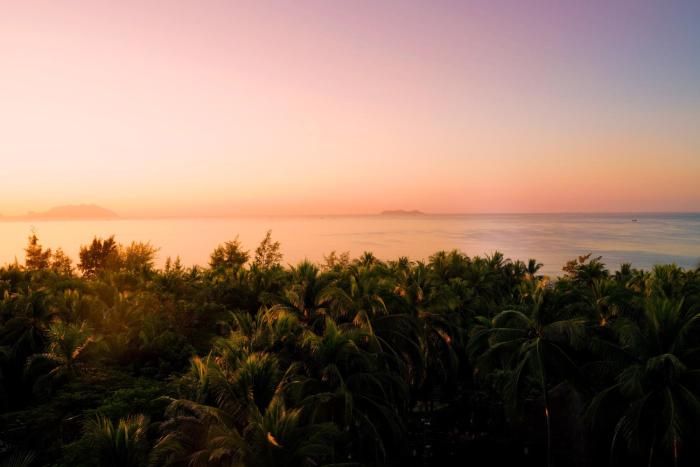holiday inn resort sanya bay by ihg