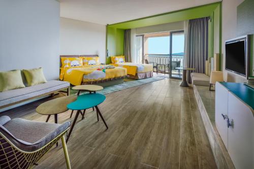 holiday inn resort sanya bay by ihg
